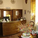Hotel La Rosa Ronta