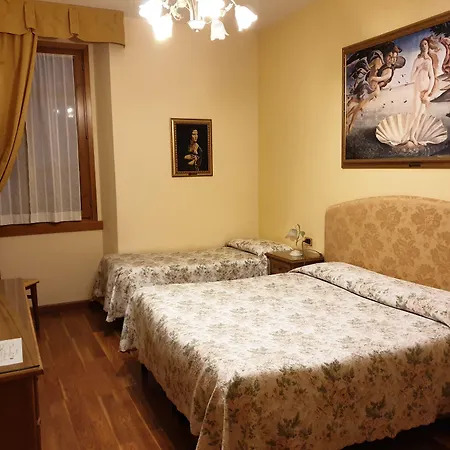 La Rosa Szálloda 3*