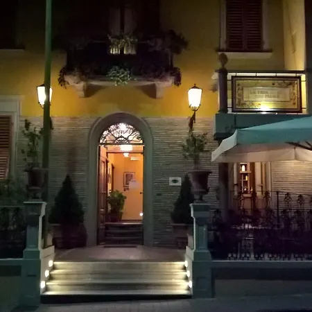 La Rosa Hotel